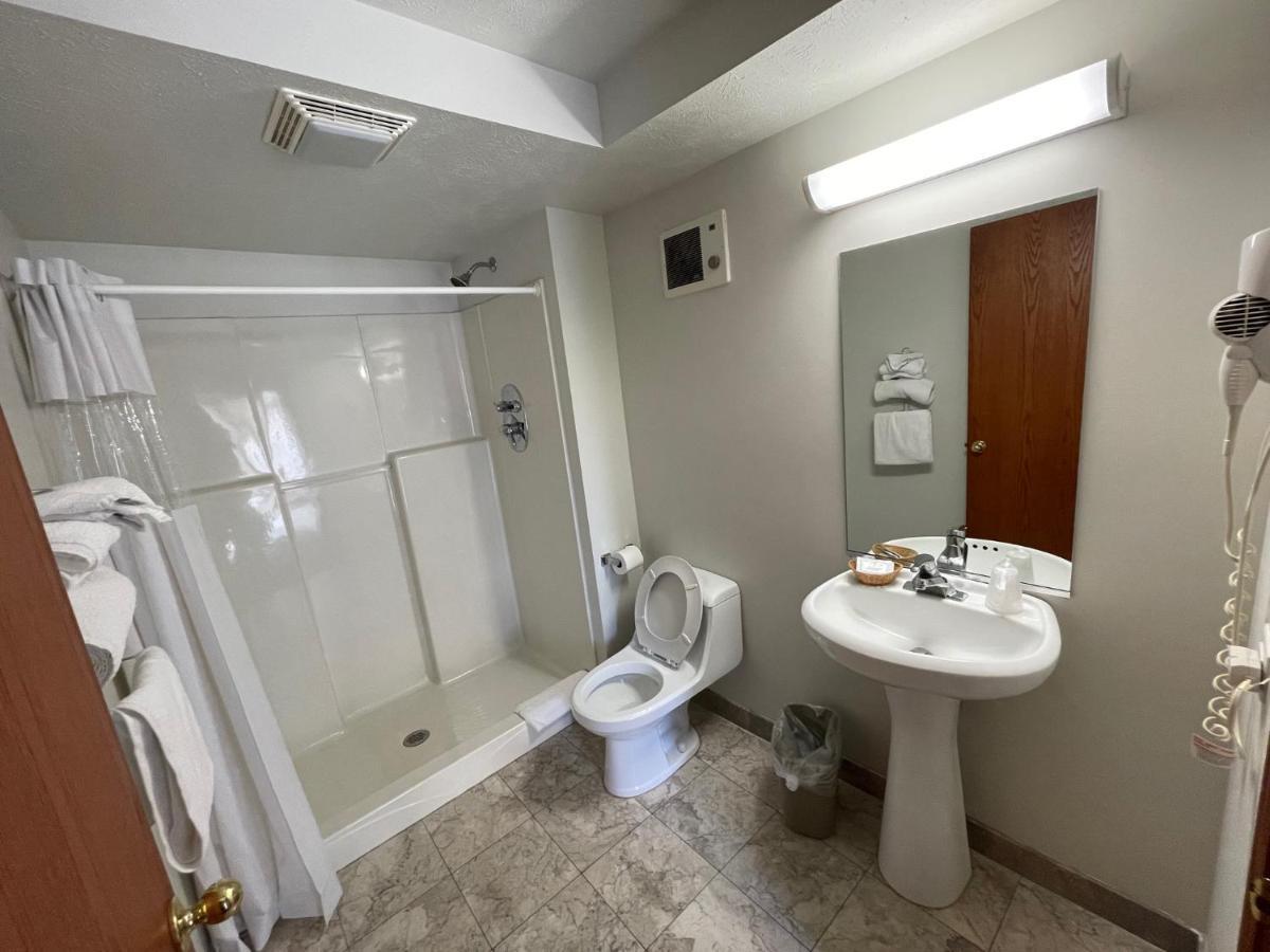 Vibe Inn - Whirlpools Suites - Lyons Zewnętrze zdjęcie