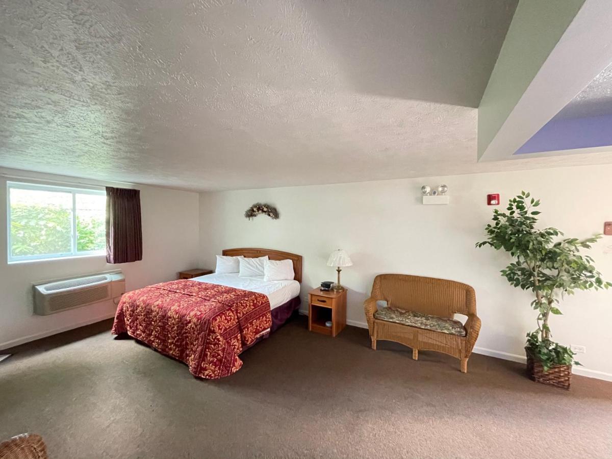 Vibe Inn - Whirlpools Suites - Lyons Zewnętrze zdjęcie